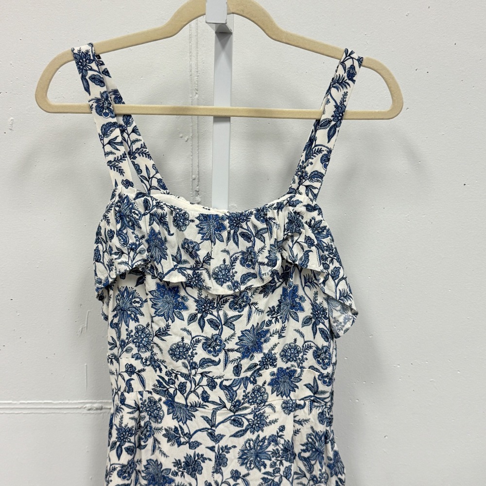 LOFT Floral Ruffle Wide Leg Jumpsuit Size 4 Sleeveless Pockets Blue White Summer - Picture 3 of 9